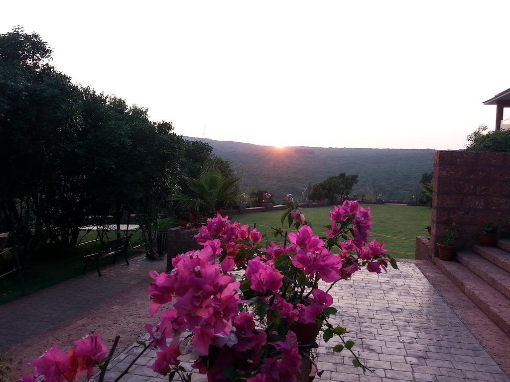Bella Vista Resort Mahābaleshwar Kültér fotó